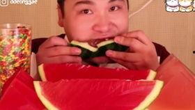 情侣网红吃瓜表情包